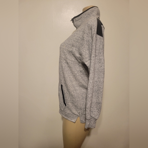 PINK Gray Pullover Hoodie Sweater Medium Pockets - Picture 3 of 4